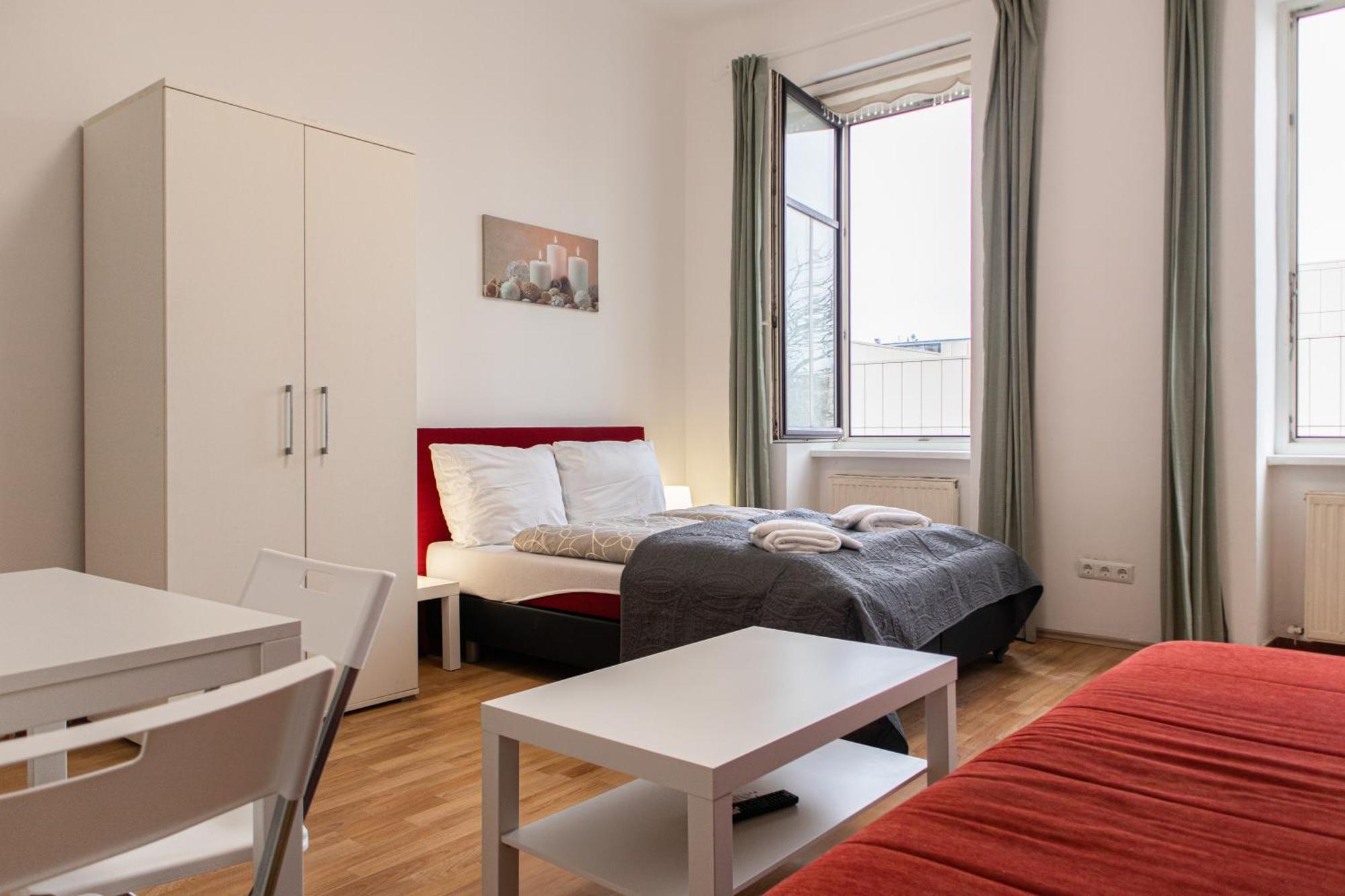 Homelike 2Br Apt. @Millenium Tower/Danube River Wina Bagian luar foto